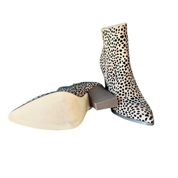 Spotted Animal Print Block Heel Ankle Boot. Size 8 1/2 Just Fab Beige and Black - Picture 5 of 6